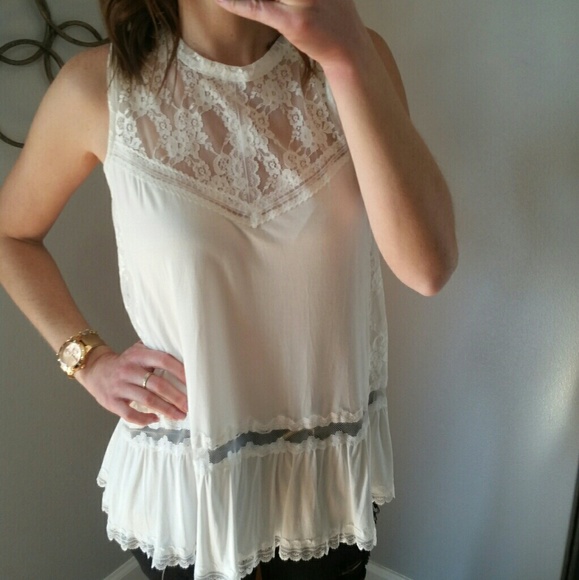 Last one NWOT lace top - Picture 8 of 8